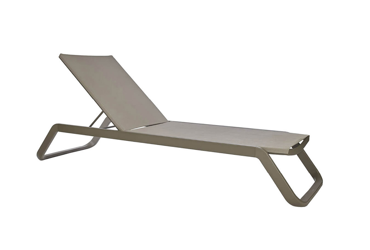Vila-lounger by simplysofas.in